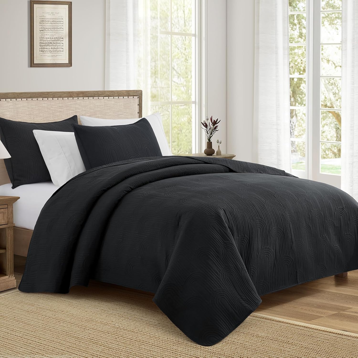 Lavsiry King Size Quilt with Pillow Shams - Black 106x96