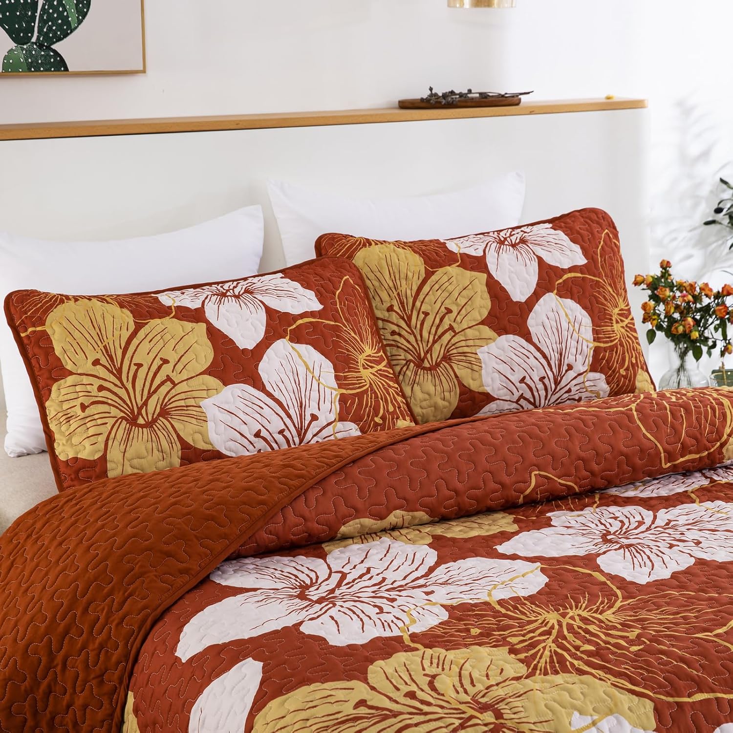 DJY 3-Piece King Gold Floral Quilt Set
