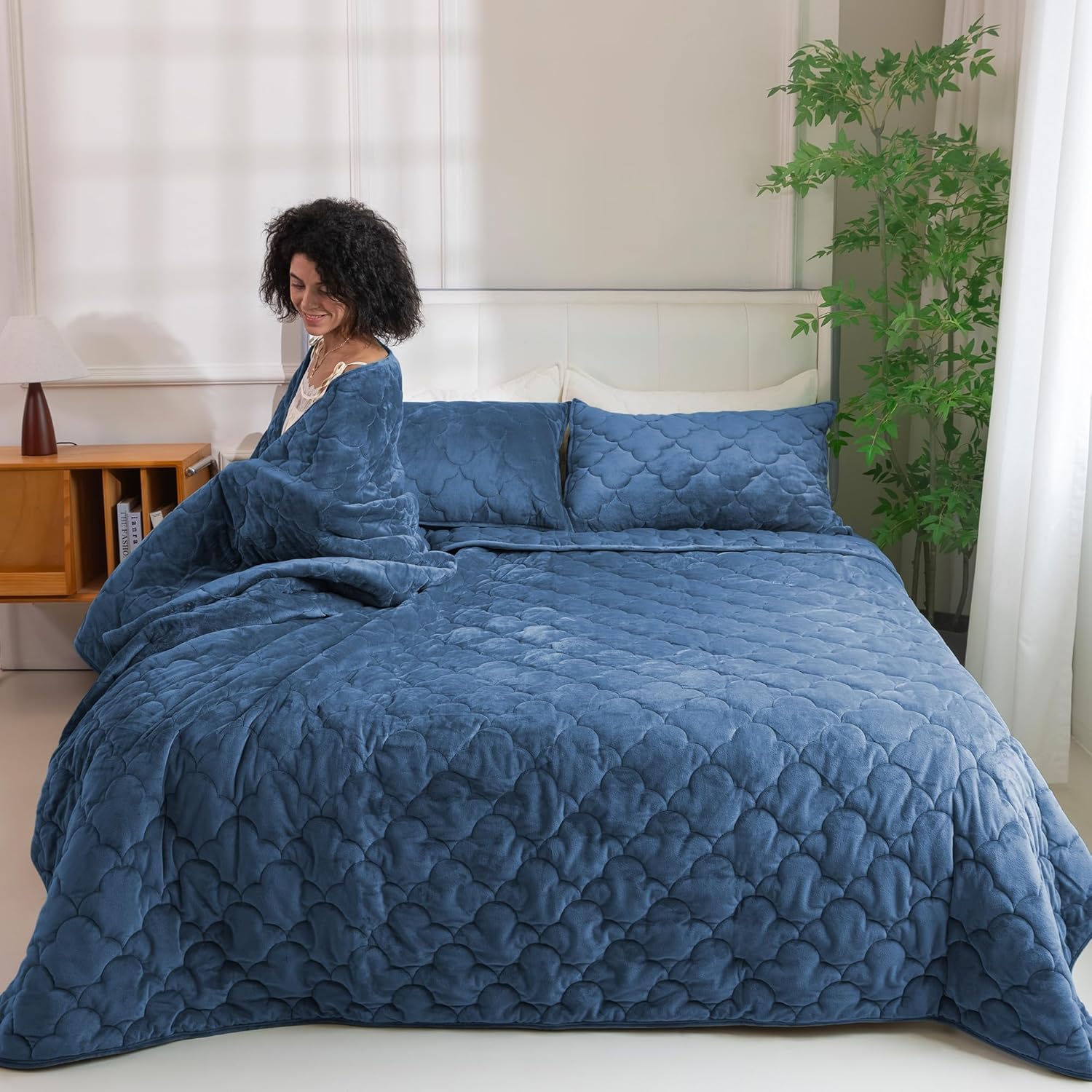 PlushHavenCloud Velvet Quilt Set Queen Size