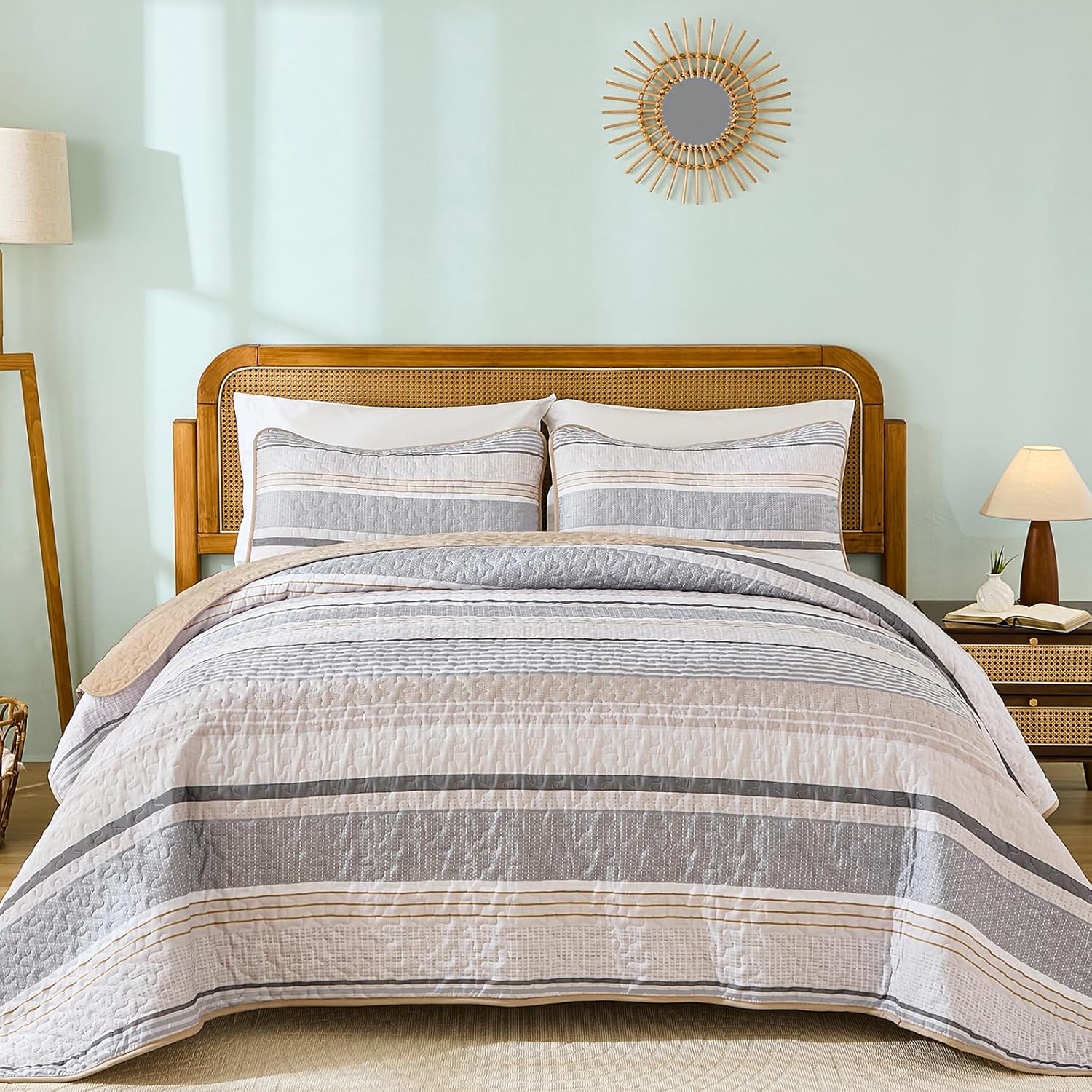 Dintszyayue Khaki Grey Queen Quilt Set 3 Piece