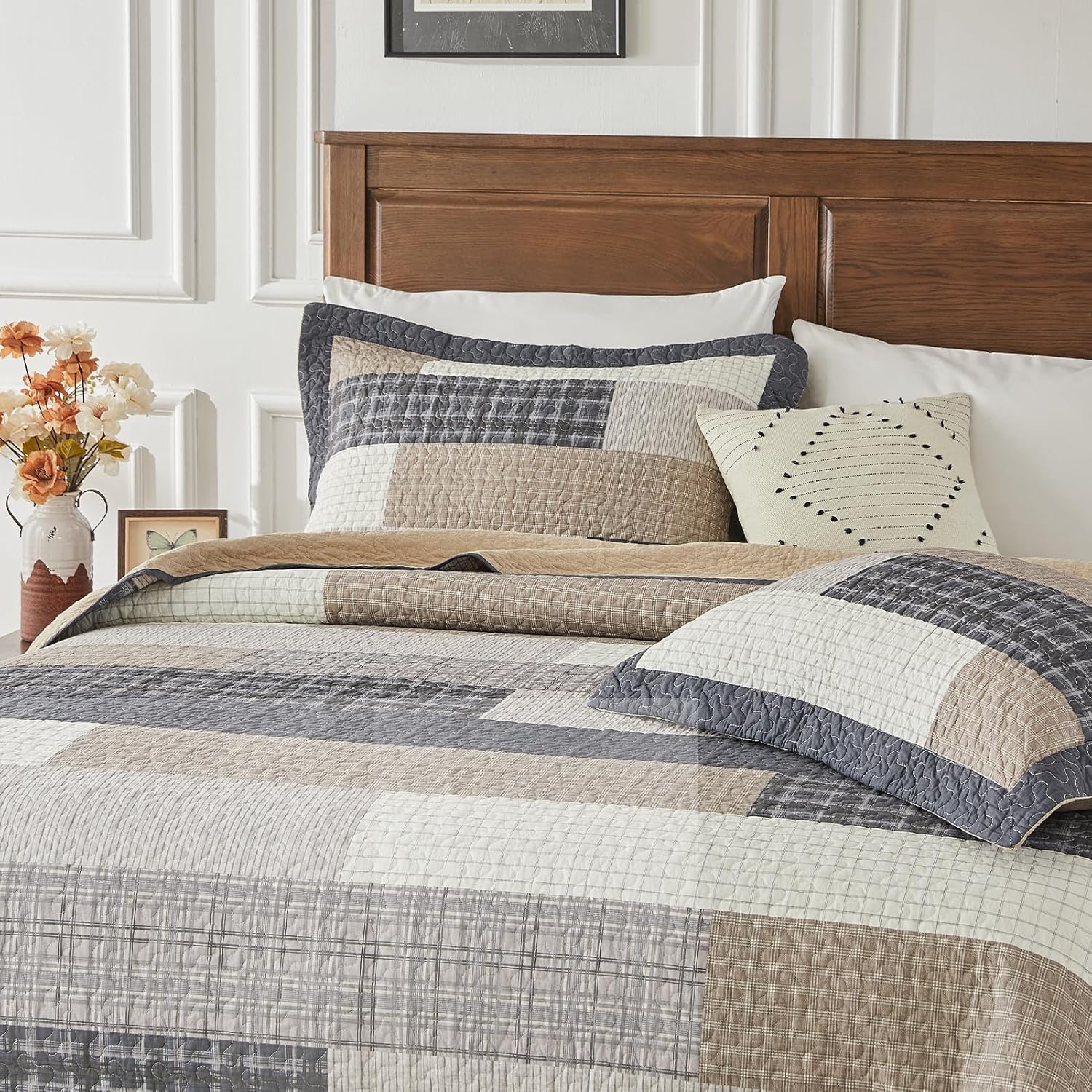 SahSahCasa 128x120 Plaid Cal King Bedspread Set