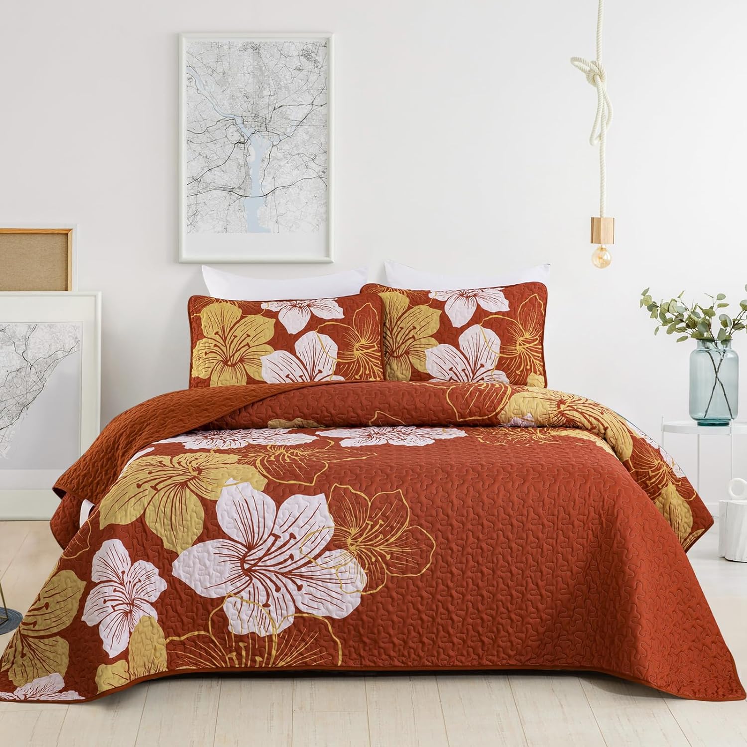 DJY 3-Piece King Gold Floral Quilt Set