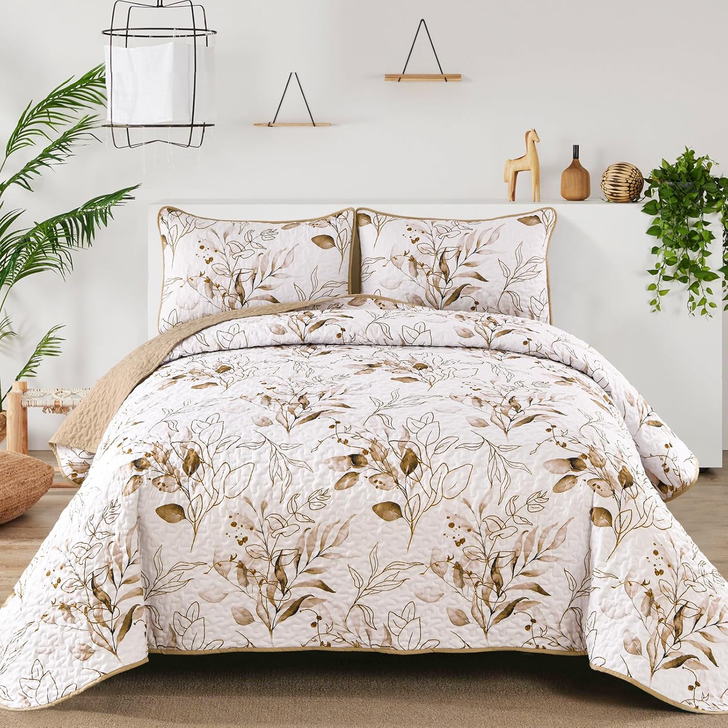 Anibedding Floral Queen Quilt Set with 2 Pillowcases