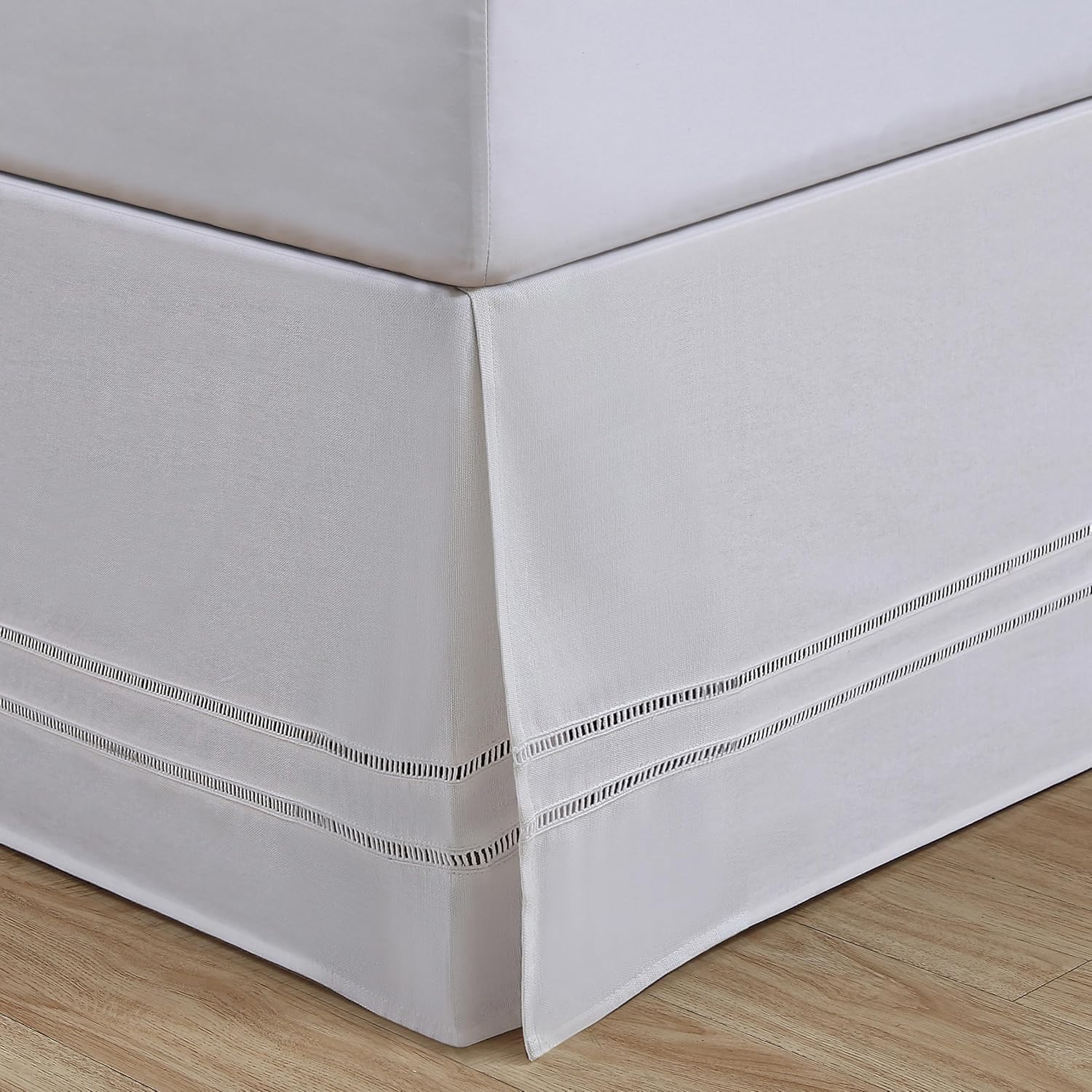 FRESH IDEAS Linenweave Hemstitch Bed Skirt - Twin White