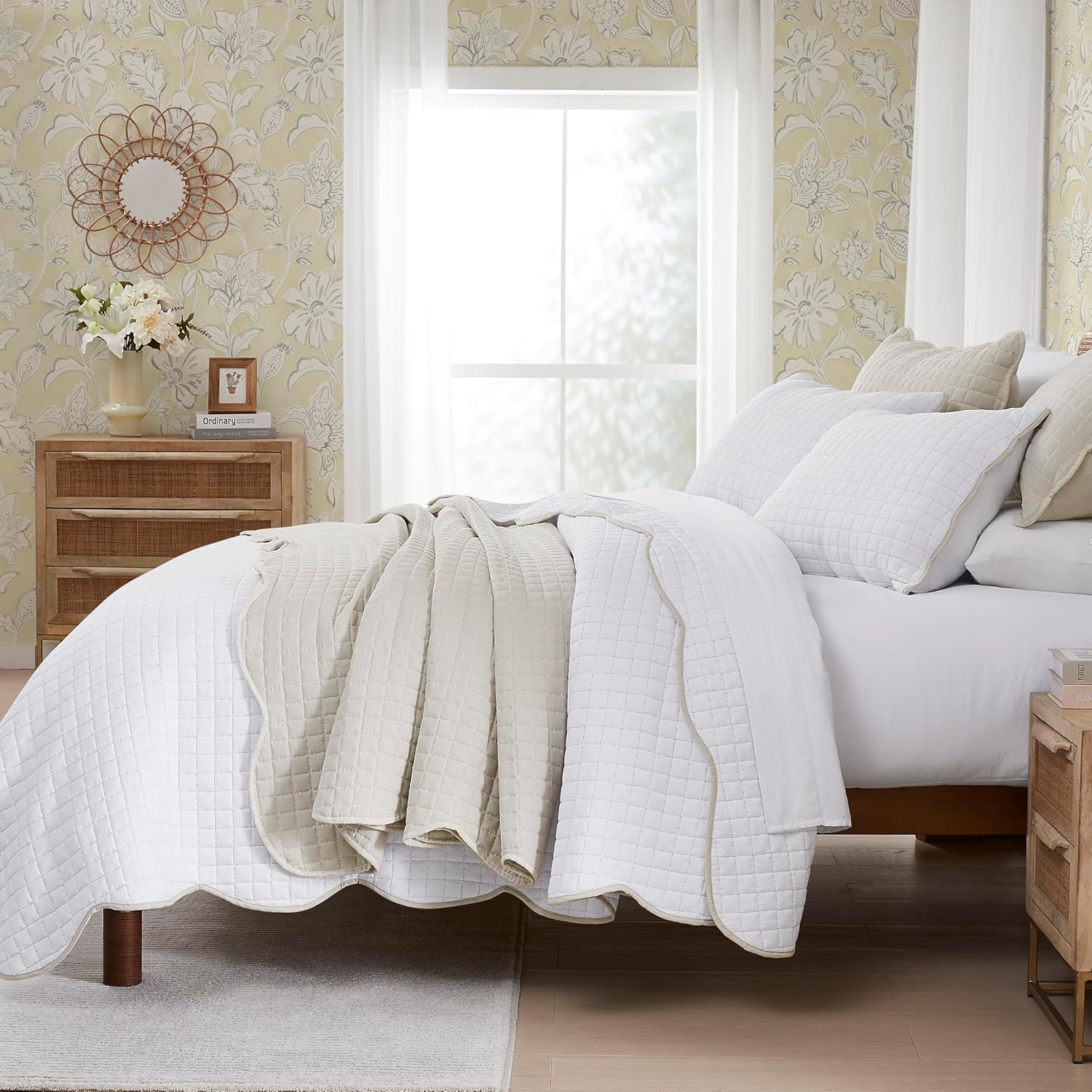 WDCOZY White Twin Quilt Bedding Set with Beige Scalloped Coverlet