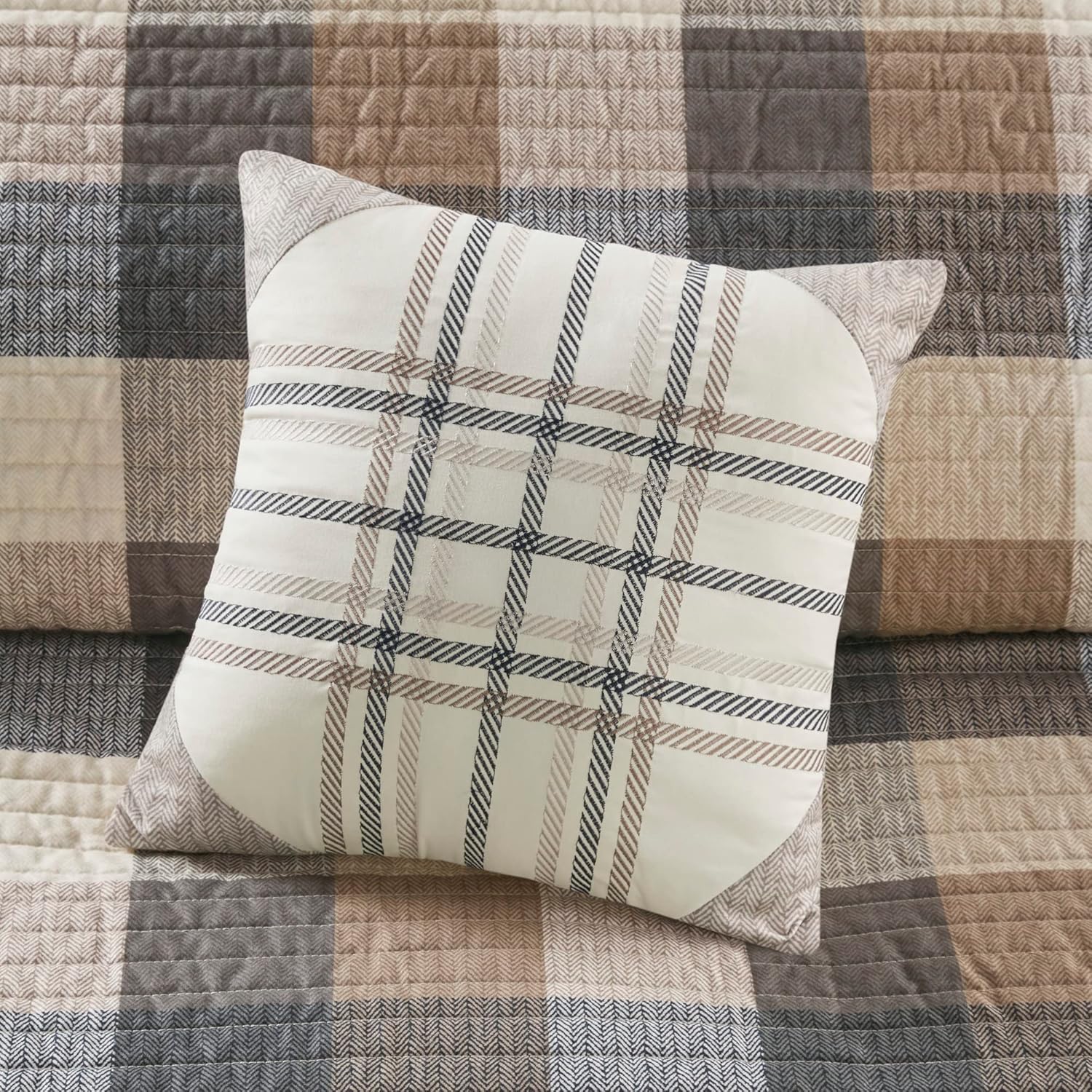 Madison Park Reversible Quilt Set - 6 Piece Neutral Plaid Cabin Style