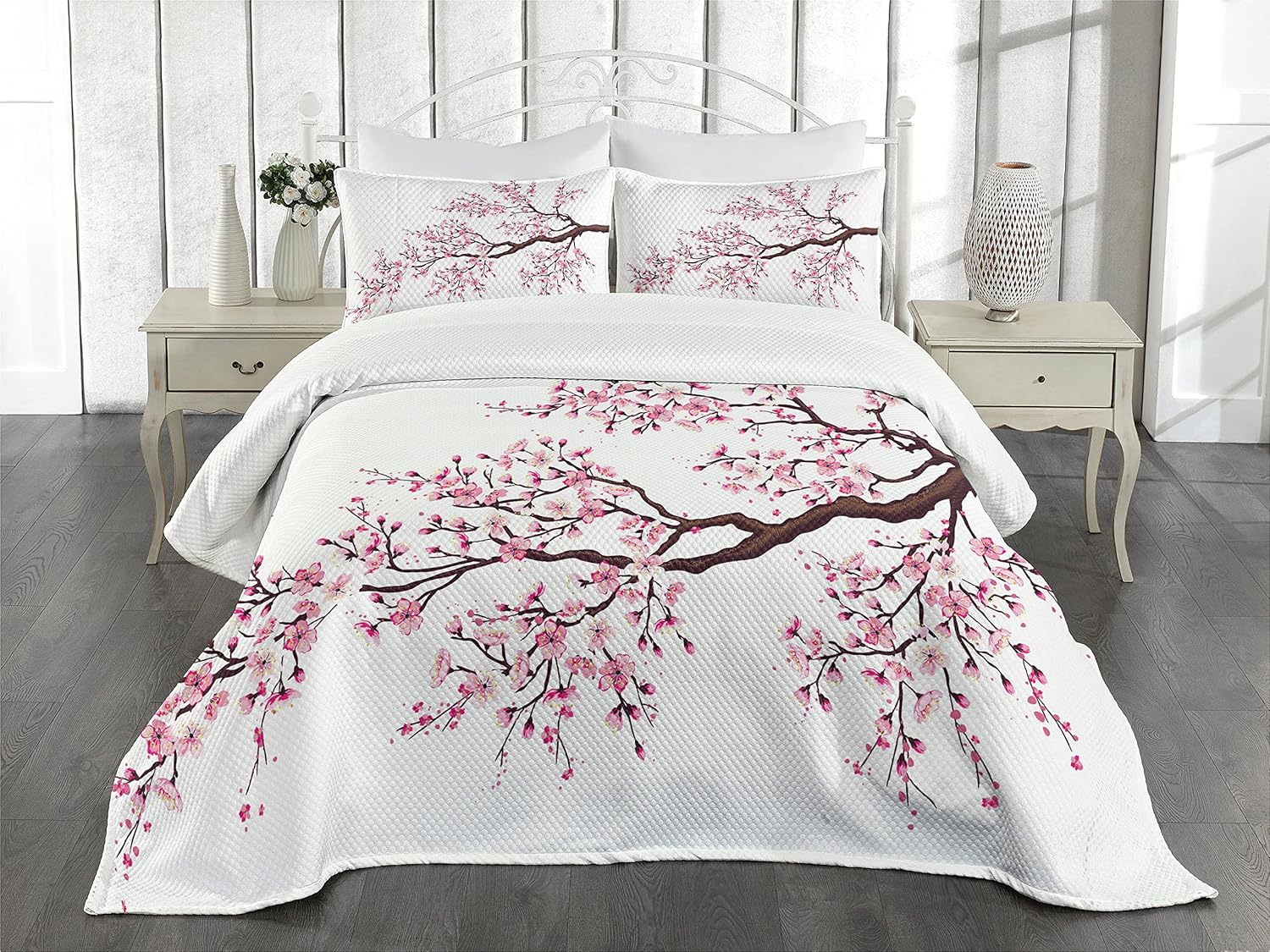 Ambesonne Japanese Bedspread Set with Sakura Flowers Queen Size Dark Brown