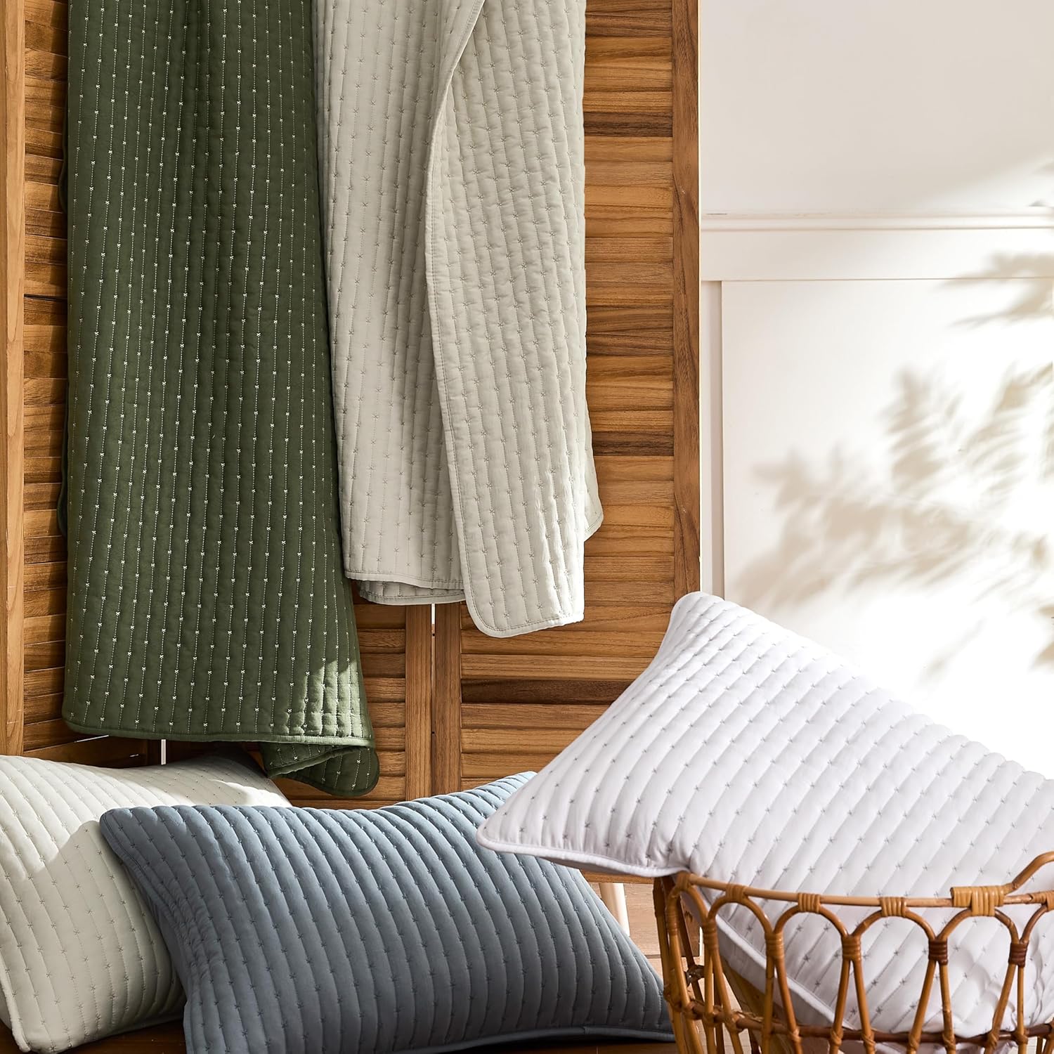 WDCOZY Beige Cross Stitch Queen Quilt Set