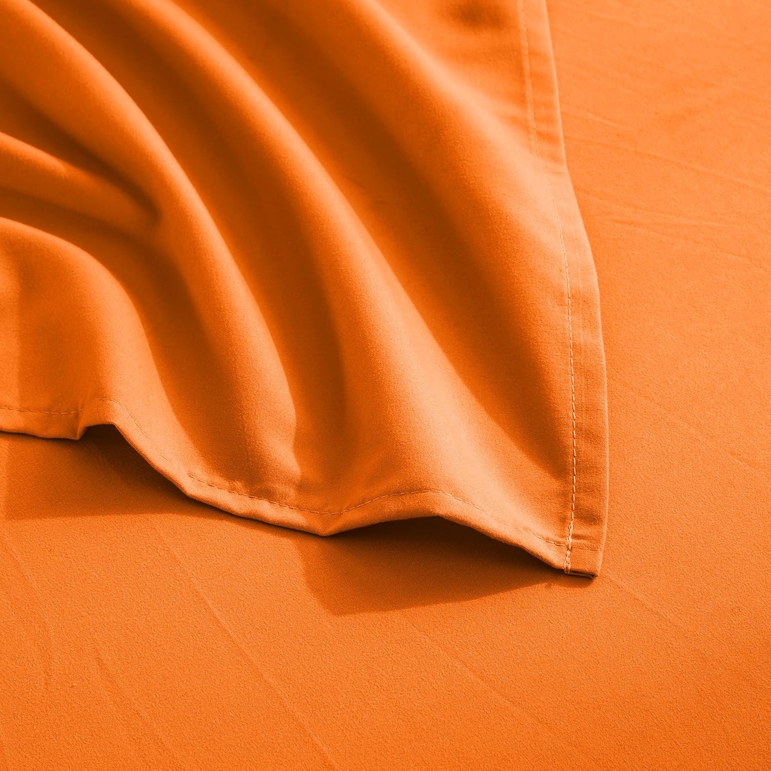 Premium 1800 Hotel Quality Wrinkle-Resistant 4-Piece Microfiber Sheet Set