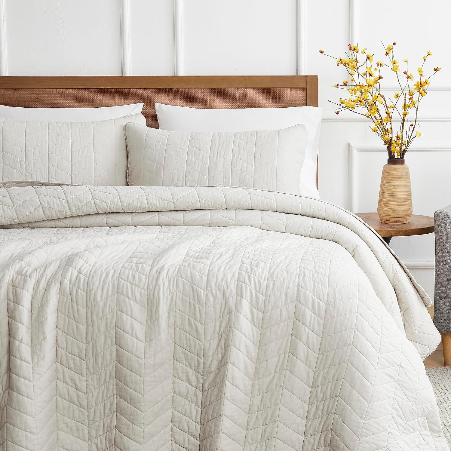 Palassio Beige Quilt Set Cal King Size with Pillow Shams