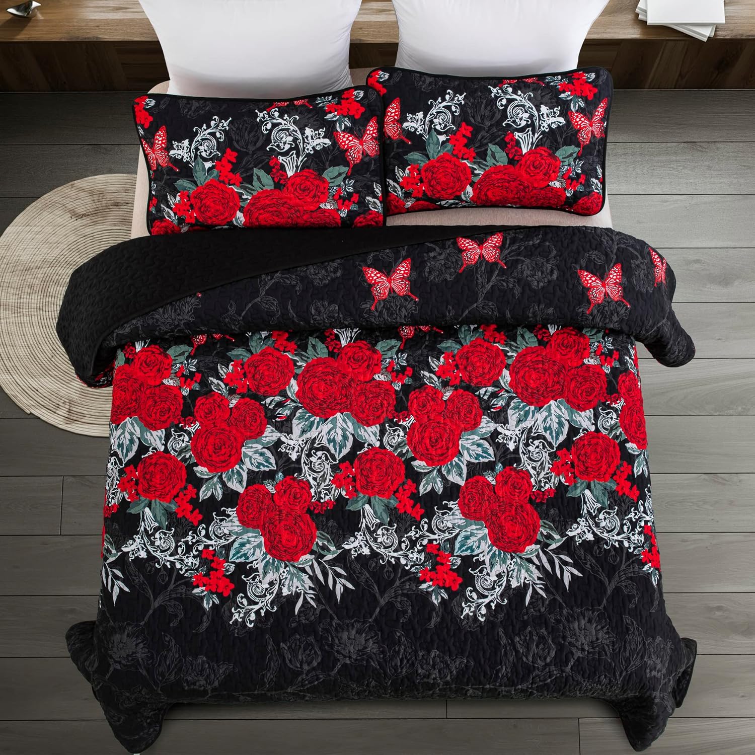 Yiran Black Floral Quilt Set King Size 3 Piece