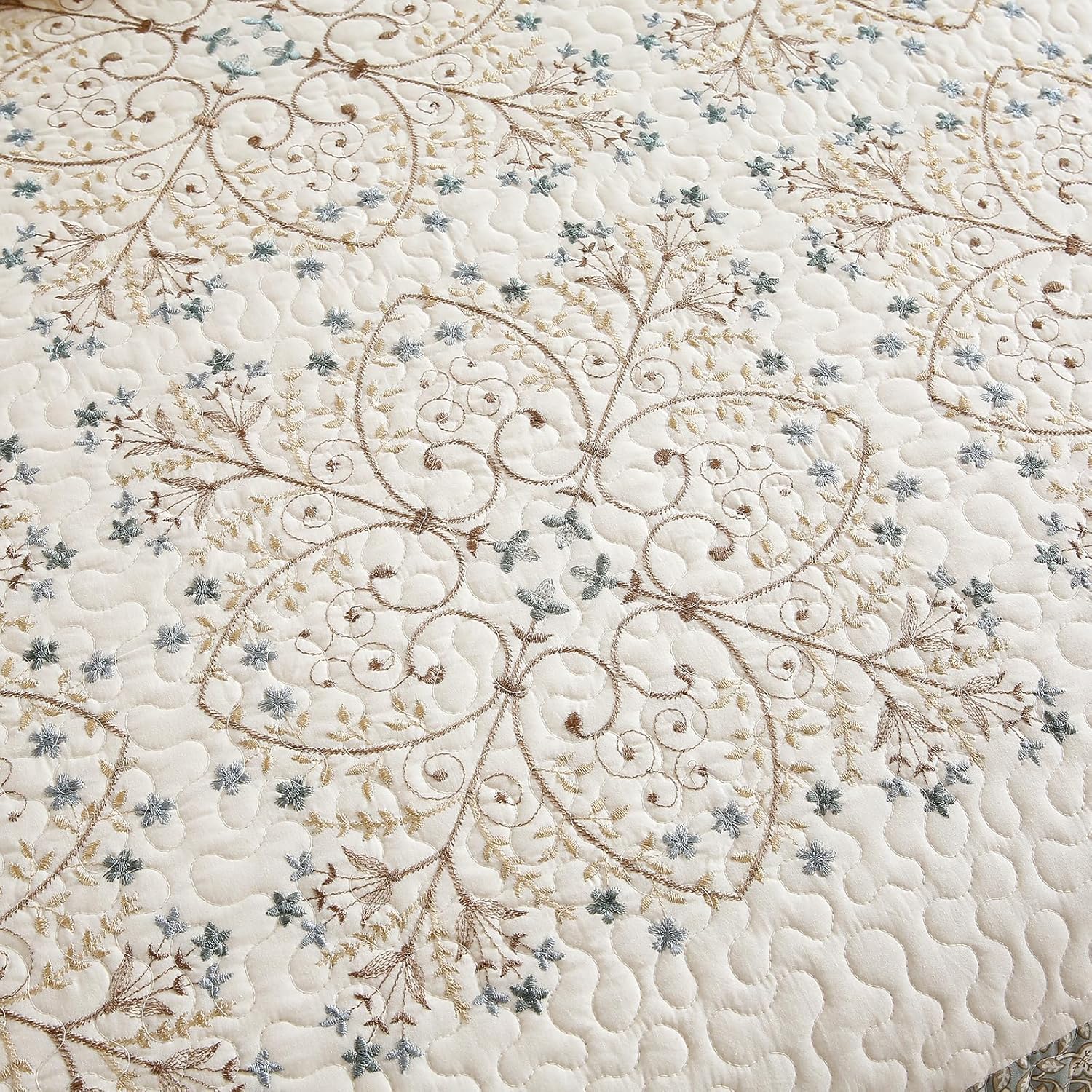 Vctops Farmhouse Patchwork Reversible Quilt Set 3 Piece
