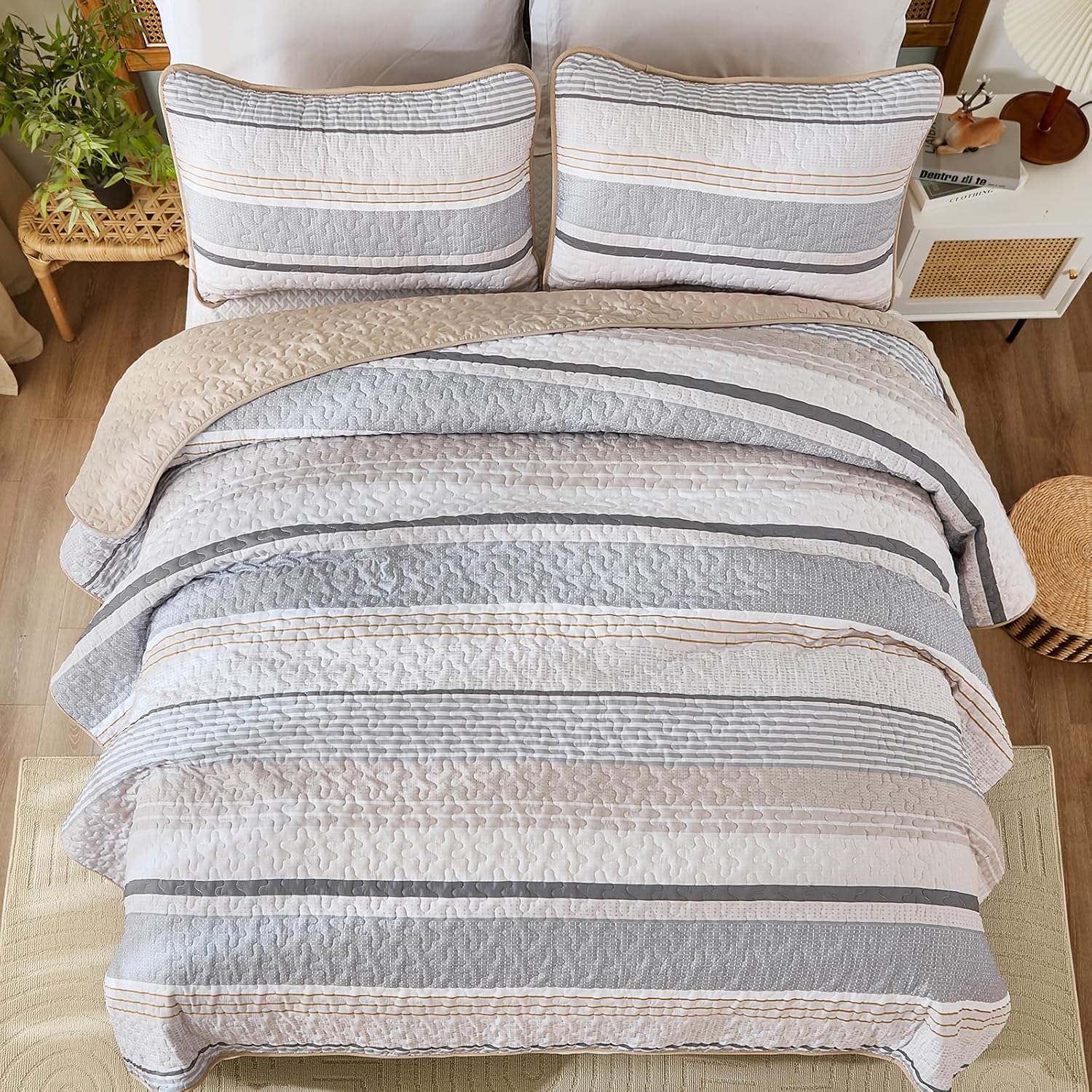 Dintszyayue Khaki Grey Queen Quilt Set 3 Piece