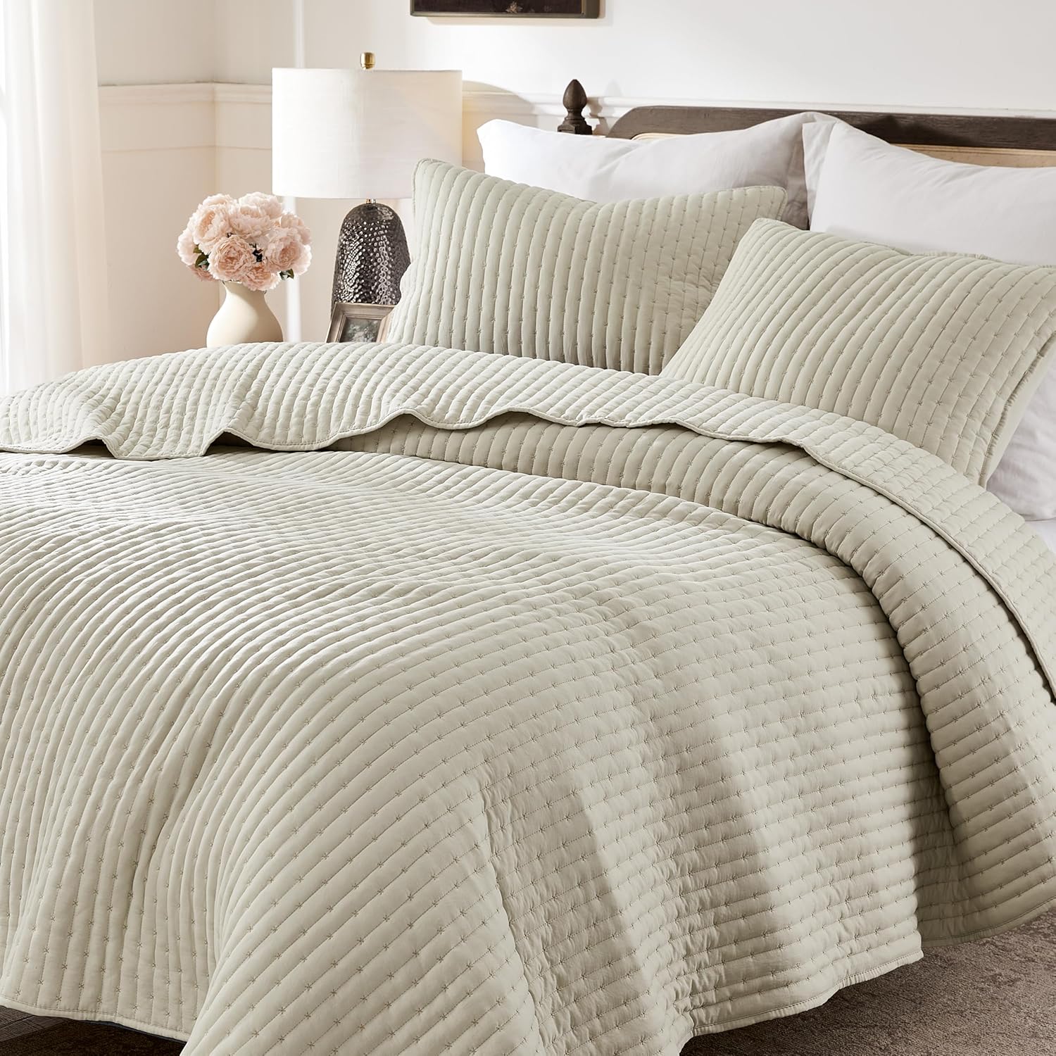 WDCOZY Beige Cross Stitch Queen Quilt Set