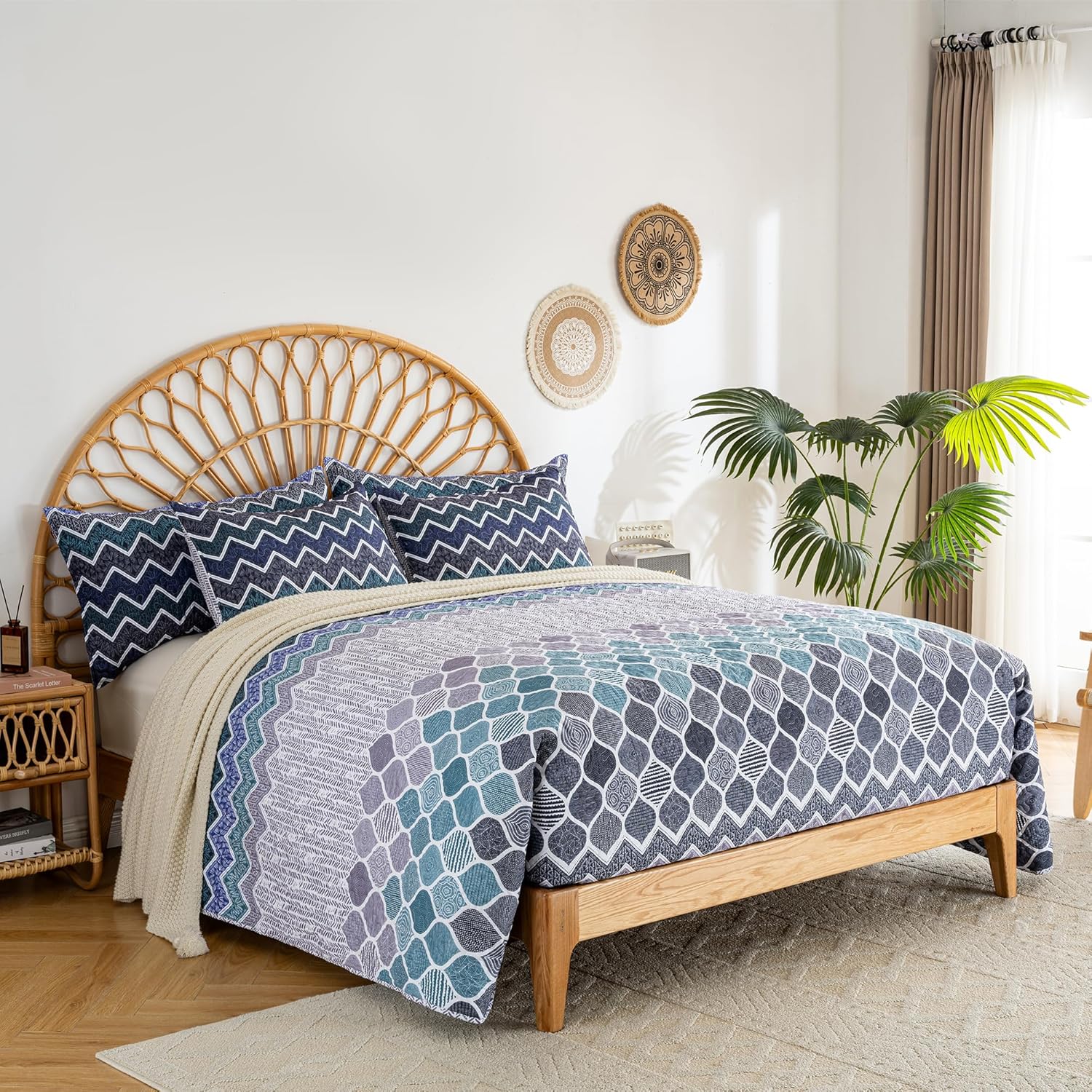 LIRISDOM Bohemian Quilt Set Queen 3 Piece Paisley Bedspread Set