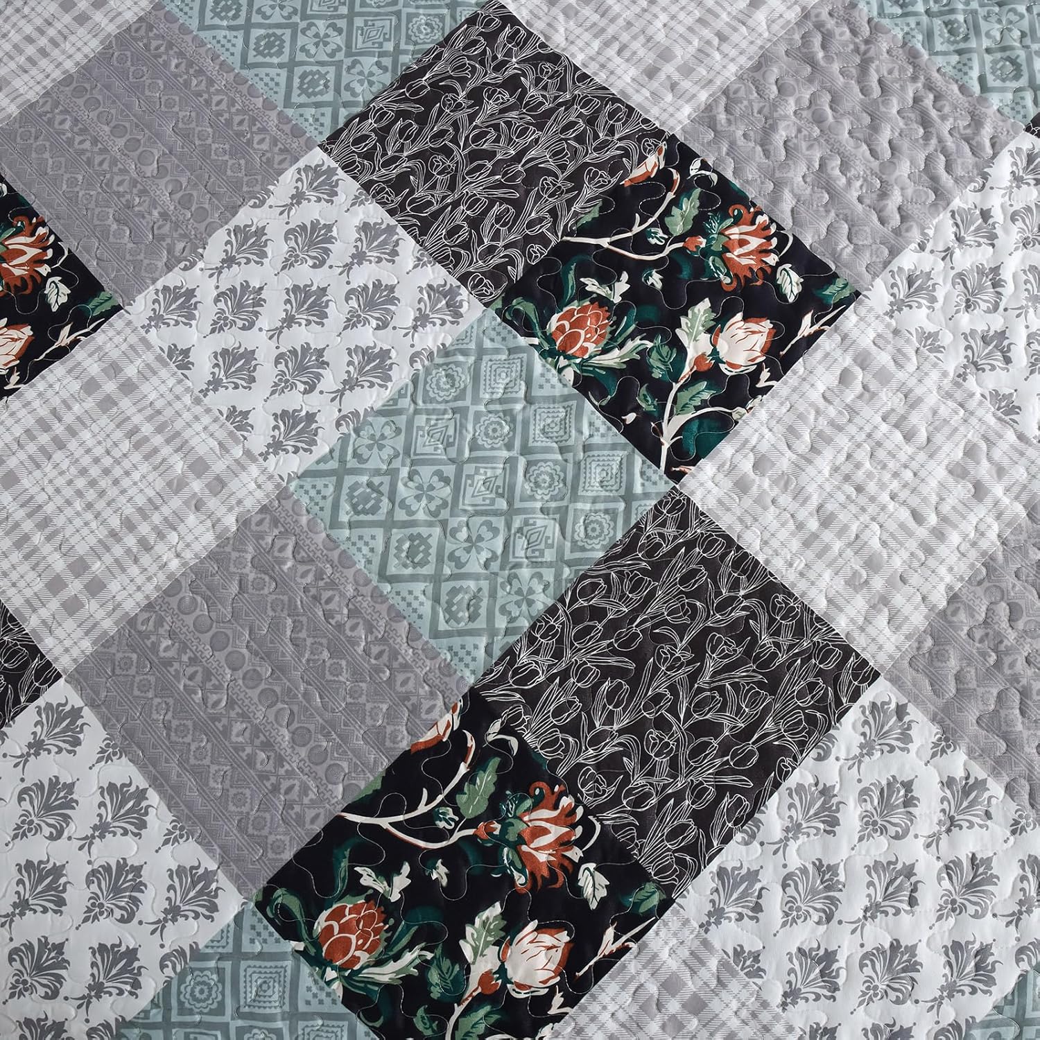 Xruibed Plaid Patchwork Quilt Set Queen 3 Pieces