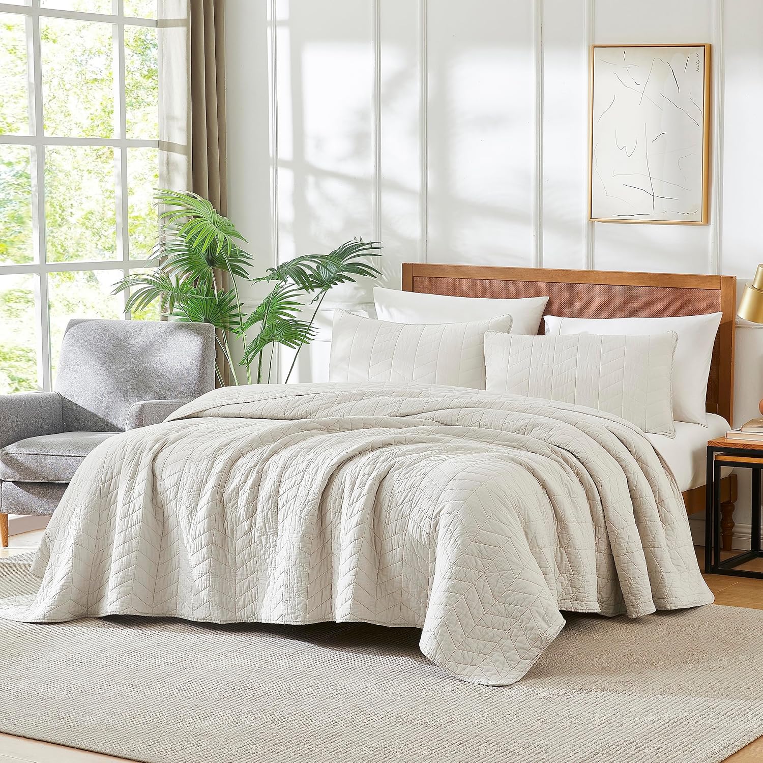 Palassio Beige Quilt Set Cal King Size with Pillow Shams