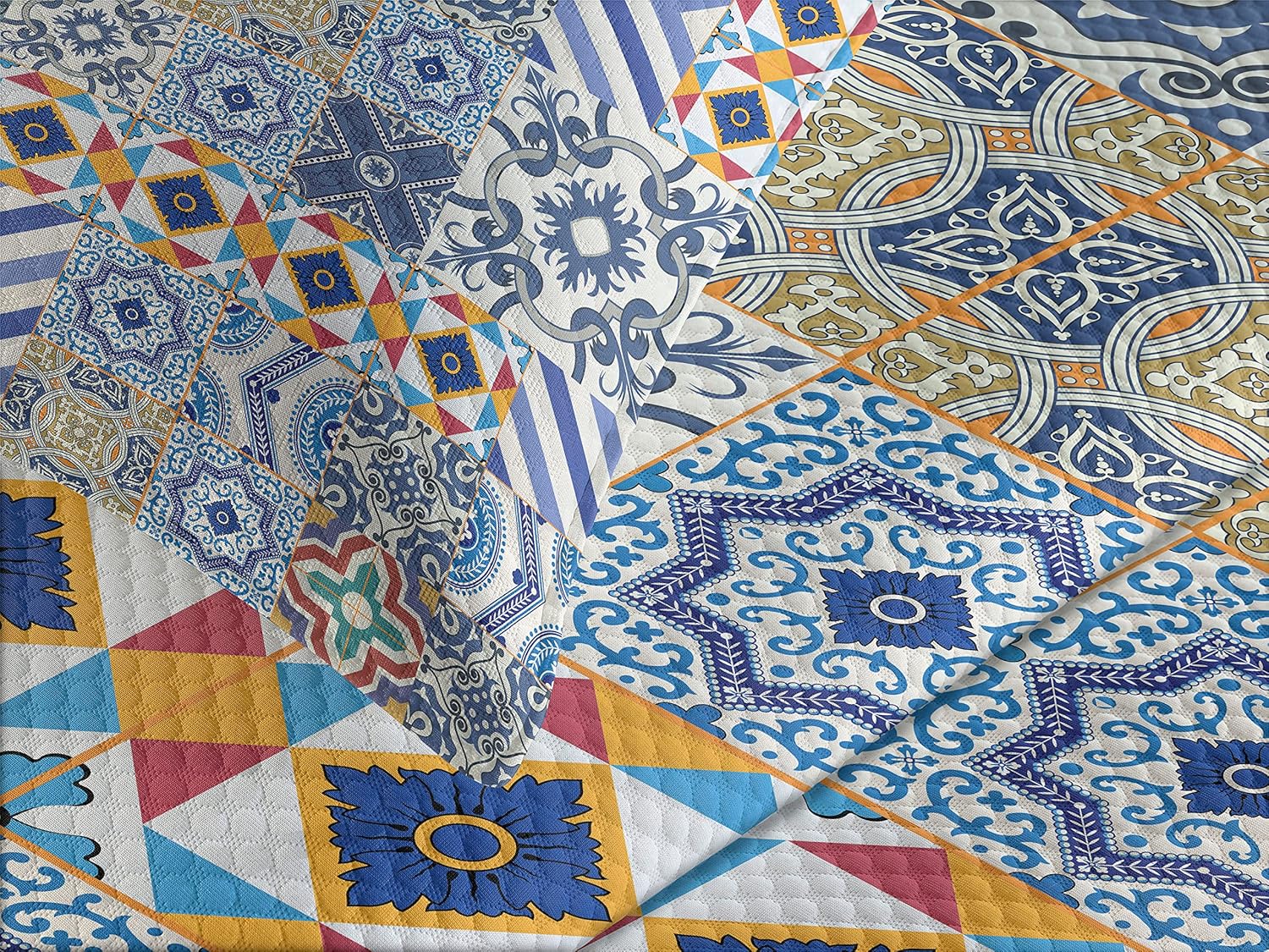Lunarable Moroccan Bedspread Set Mustard Blue